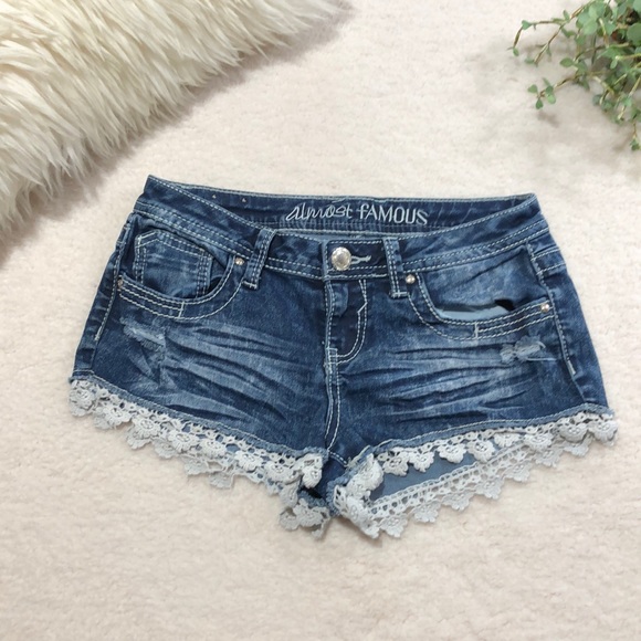 Almost Famous Pants - Almost Famous Juniors Lacy Jean Shorts